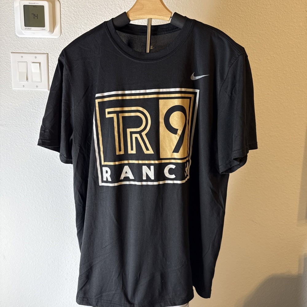 Nike Men's Dri-Fit TShirt‎ with TR9 Ranch Graphic Size XL